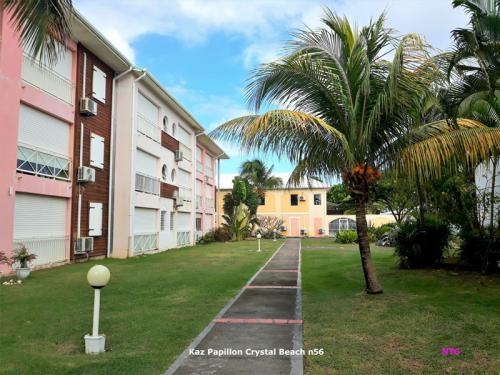 immeuble-acces-commerces-Kaz-Papillon (1)