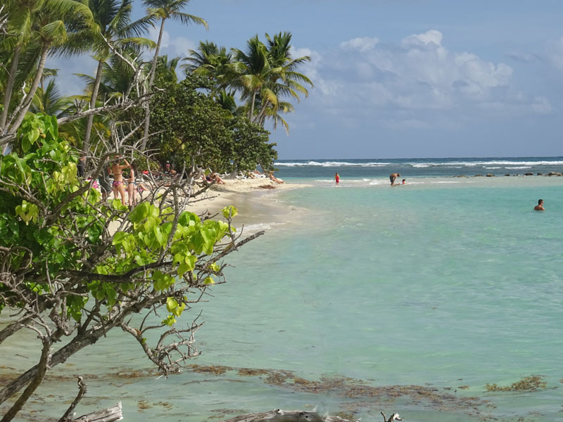 Plage de La Caravelle